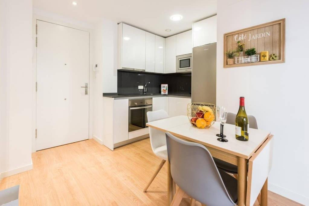 Ferienwohnung Chamberi Con Jardin B By Regalatemadrid Com Exterior foto