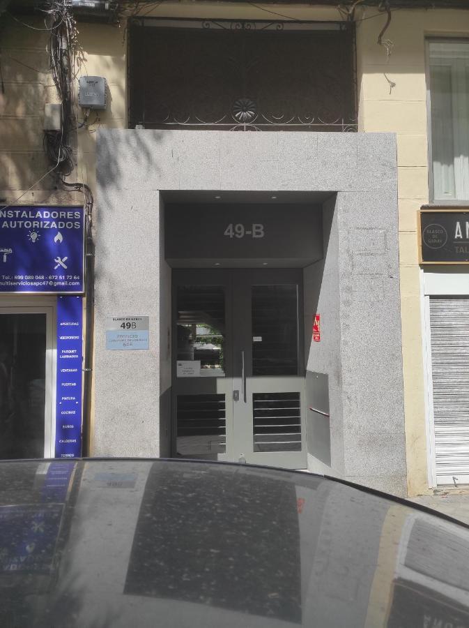 Ferienwohnung Chamberi Con Jardin B By Regalatemadrid Com Exterior foto